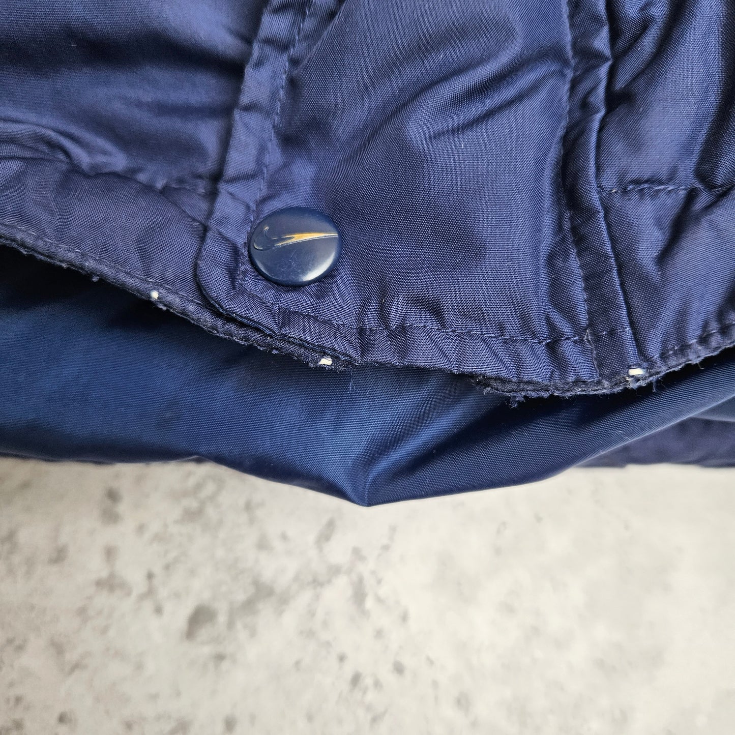 Vintage Nike Navy Puffer Jacket (XL)