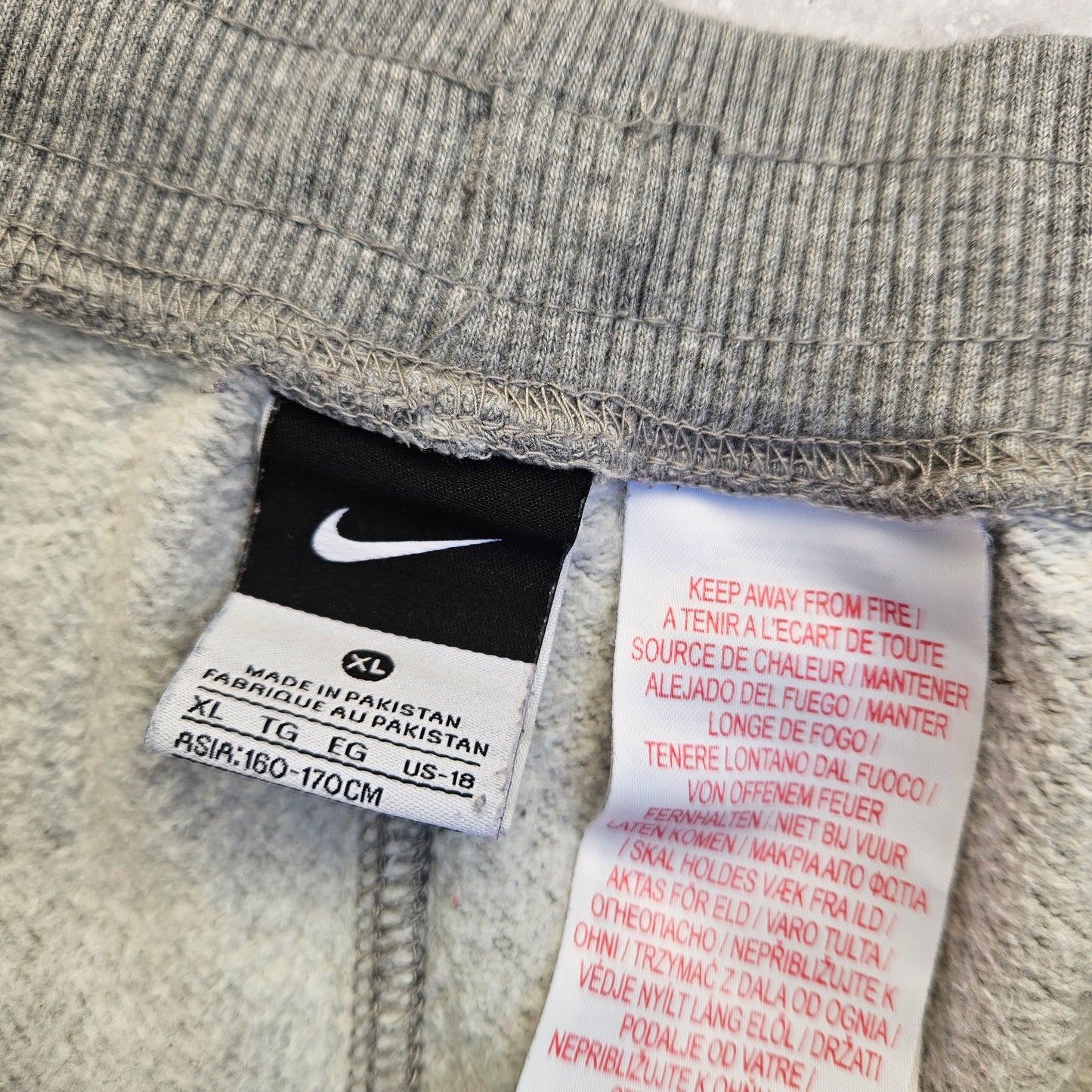 Nike Grey Sweatpants (XL)