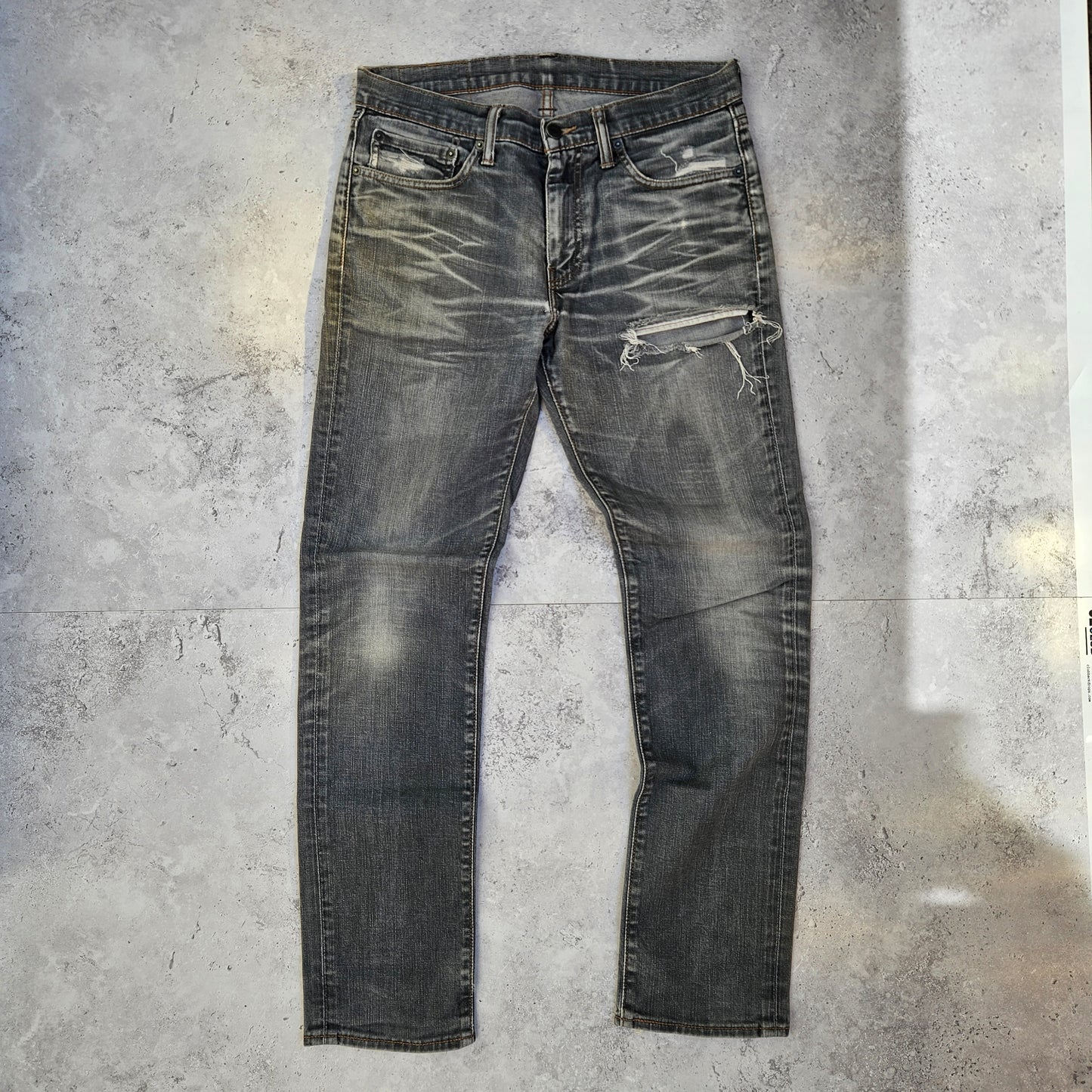 Levi's 511 Ripped Jeans (33)