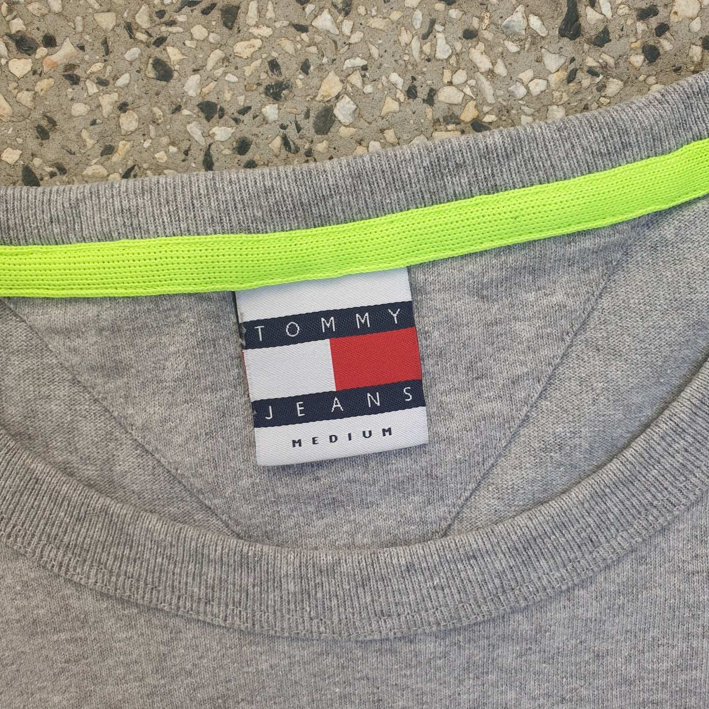 Tommy Hilfiger T-shirt (M)