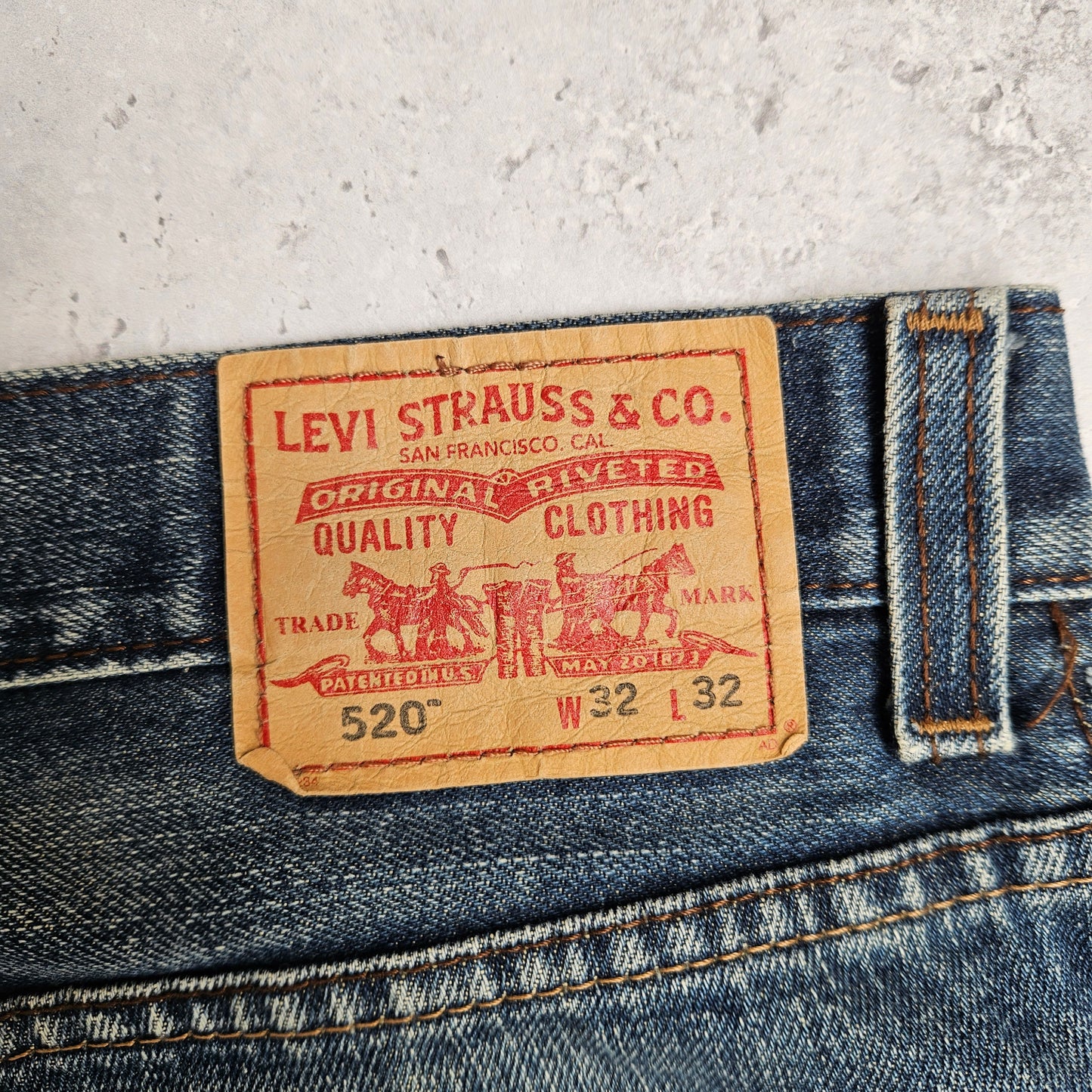 Levi's Red Tab 520 Jeans (32)