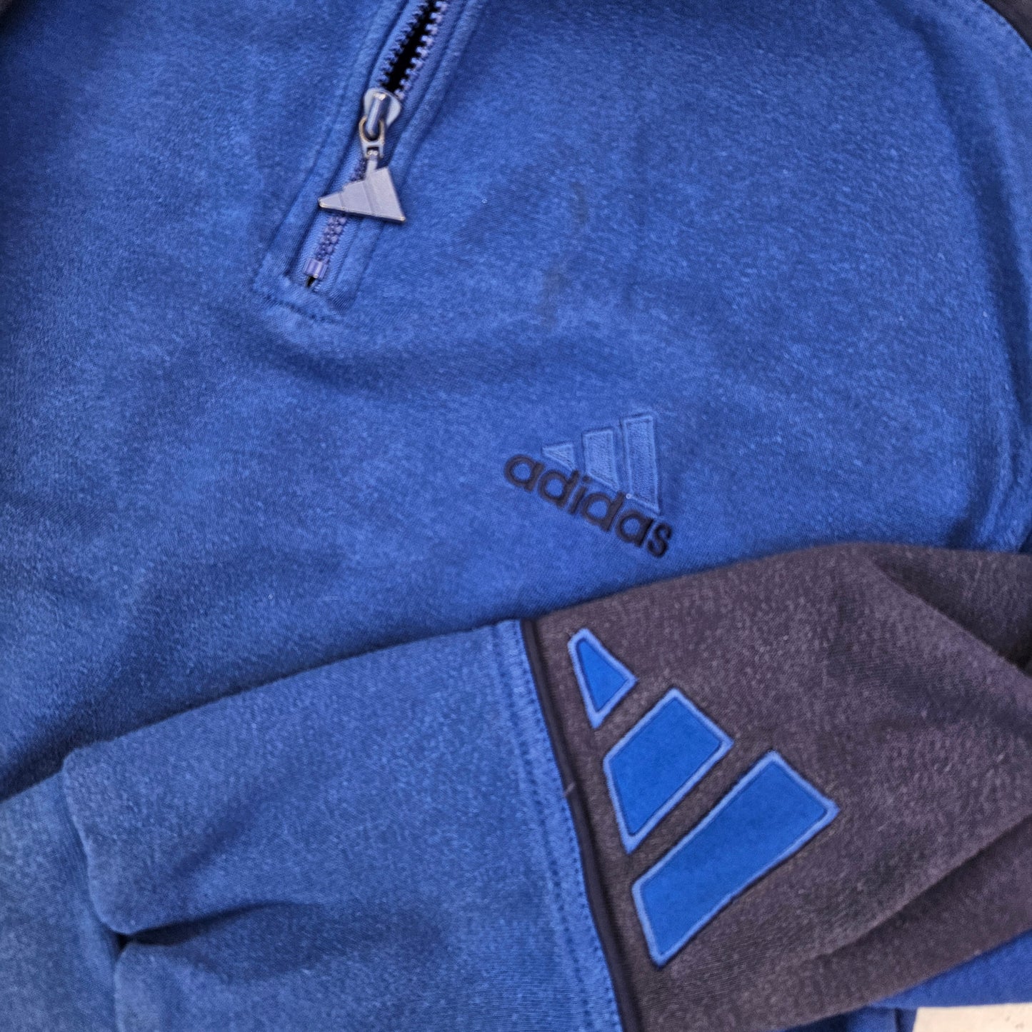 Vintage Adidas 1/4 Zip Sweatshirt (M)