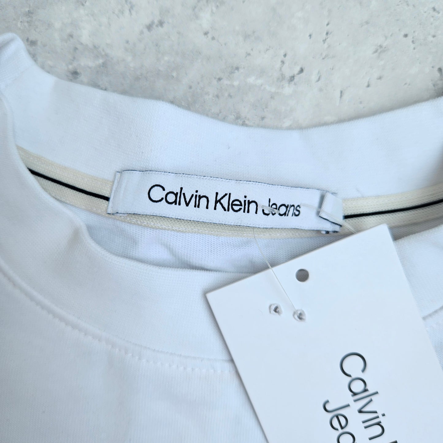 Calvin Klein T-shirt (XL)