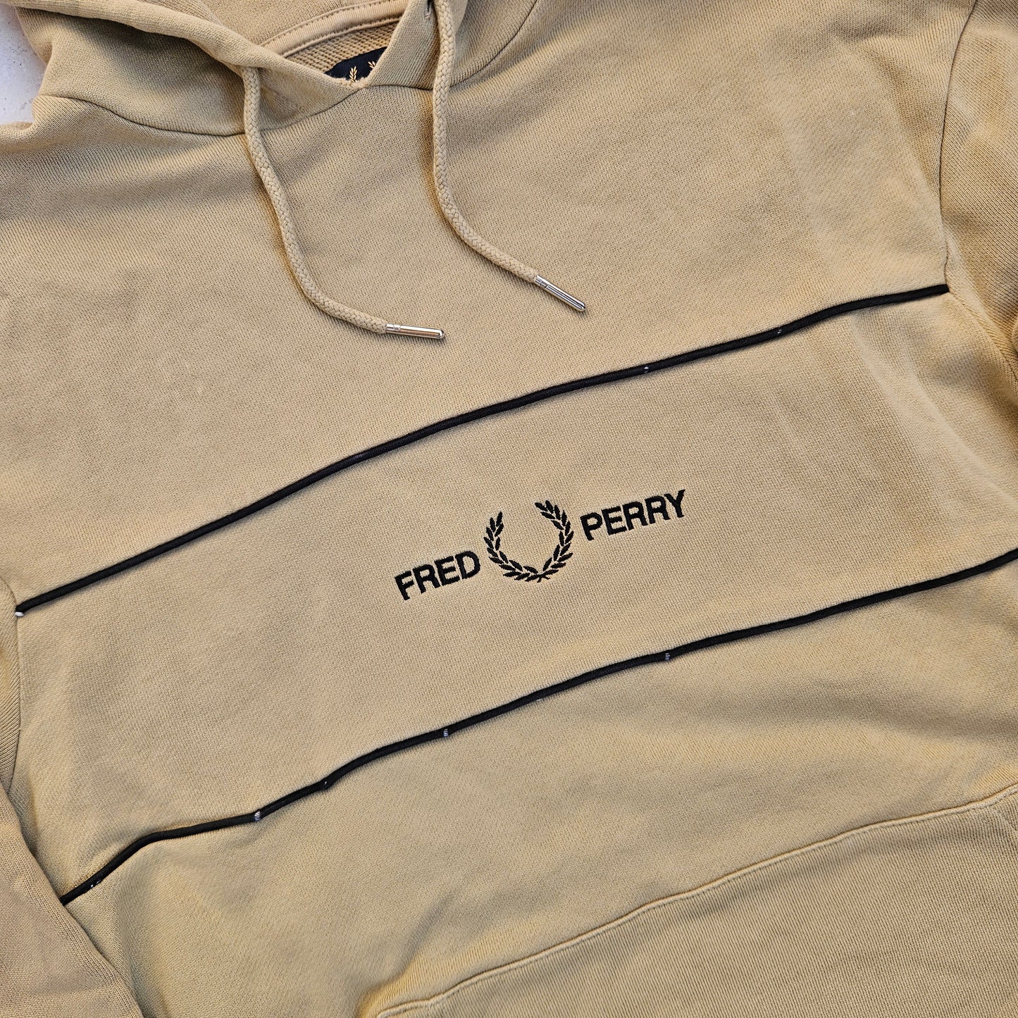 Fred Perry Hoodie (M)