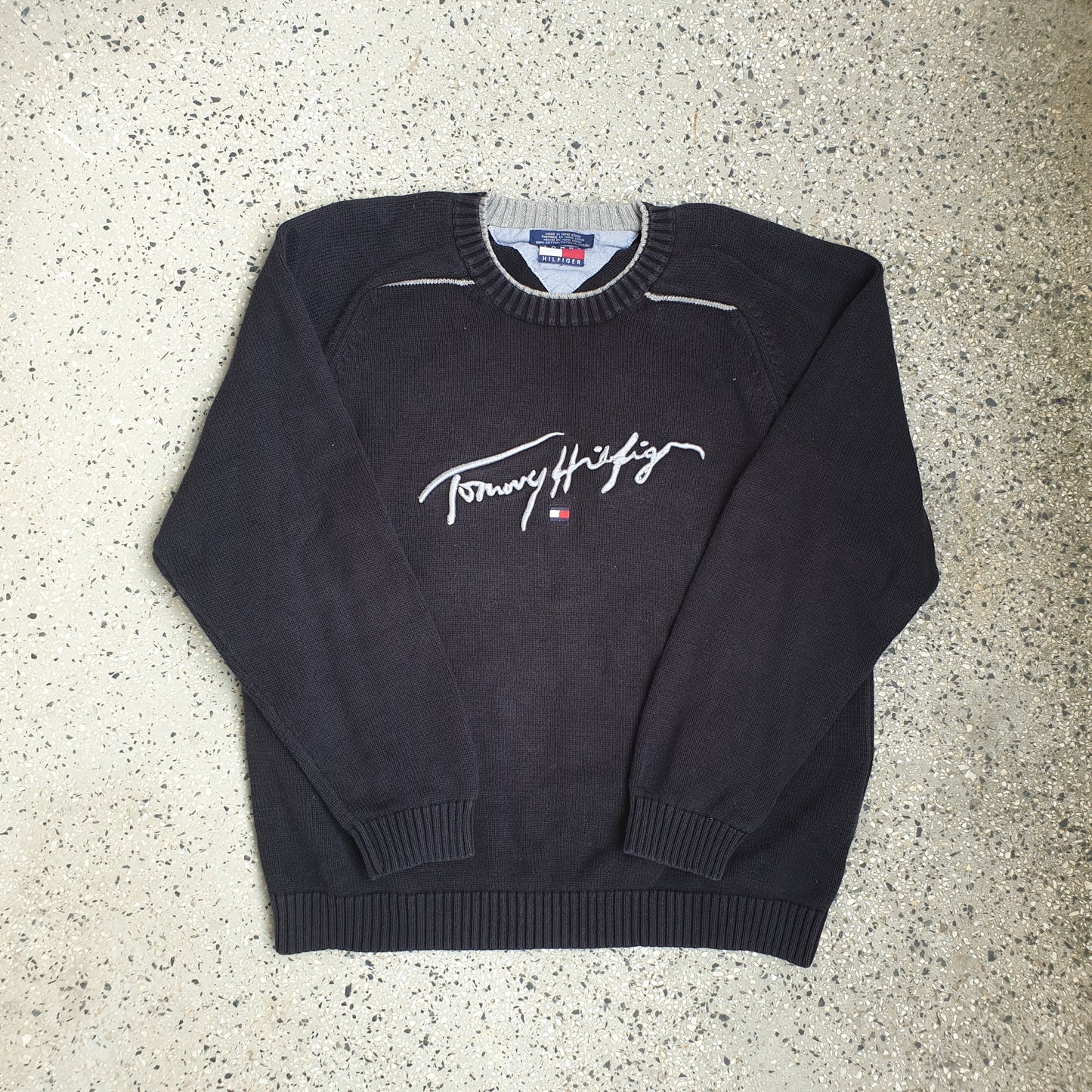 Vintage Tommy Hilfiger Knitted Sweater (M)