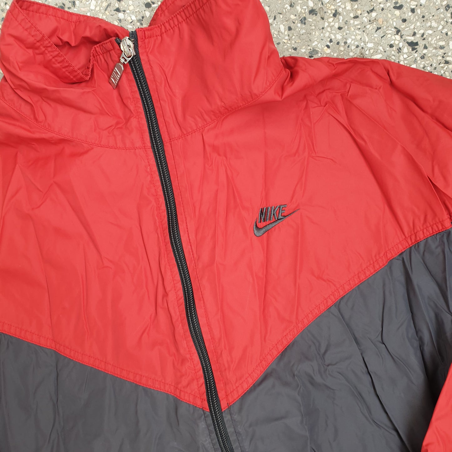 Nike Windbreaker Jacket (L)