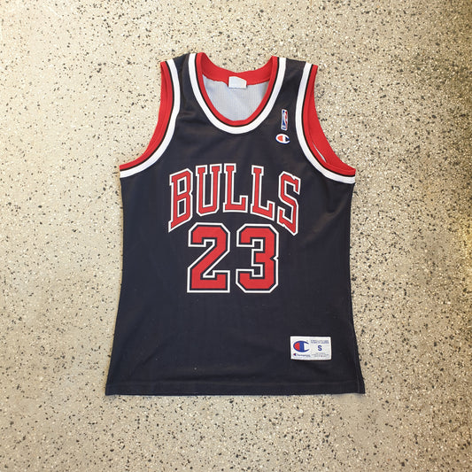 Vintage Chicago Bulls Michael Jordan Champion Jersey (S)