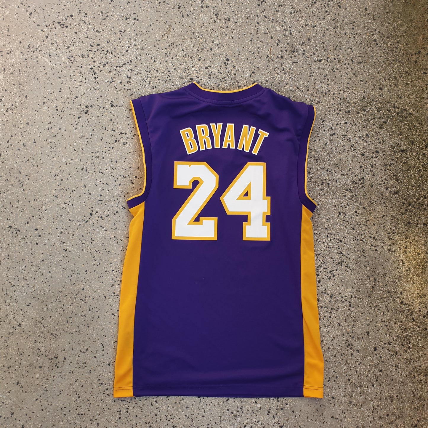 Adidas Kobe Bryant LA Lakers Jersey (S)